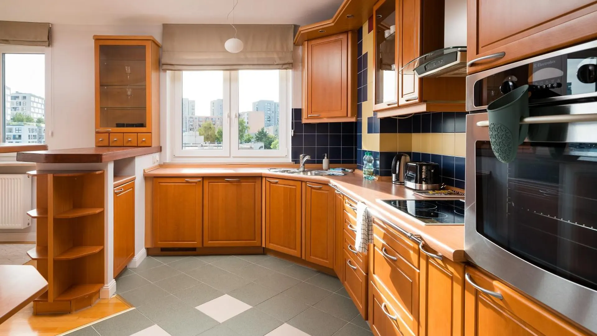 Metro Imielin 2-Bedroom Apartment Warszawa