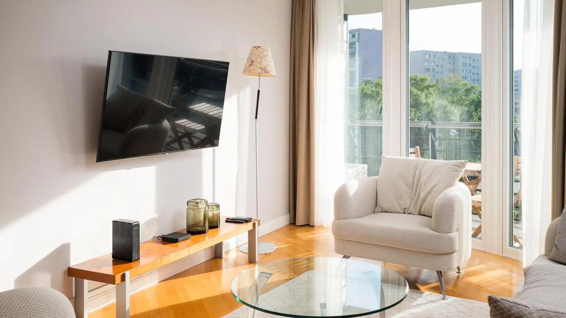 Metro Imielin 2-Bedroom Apartment Warszawa