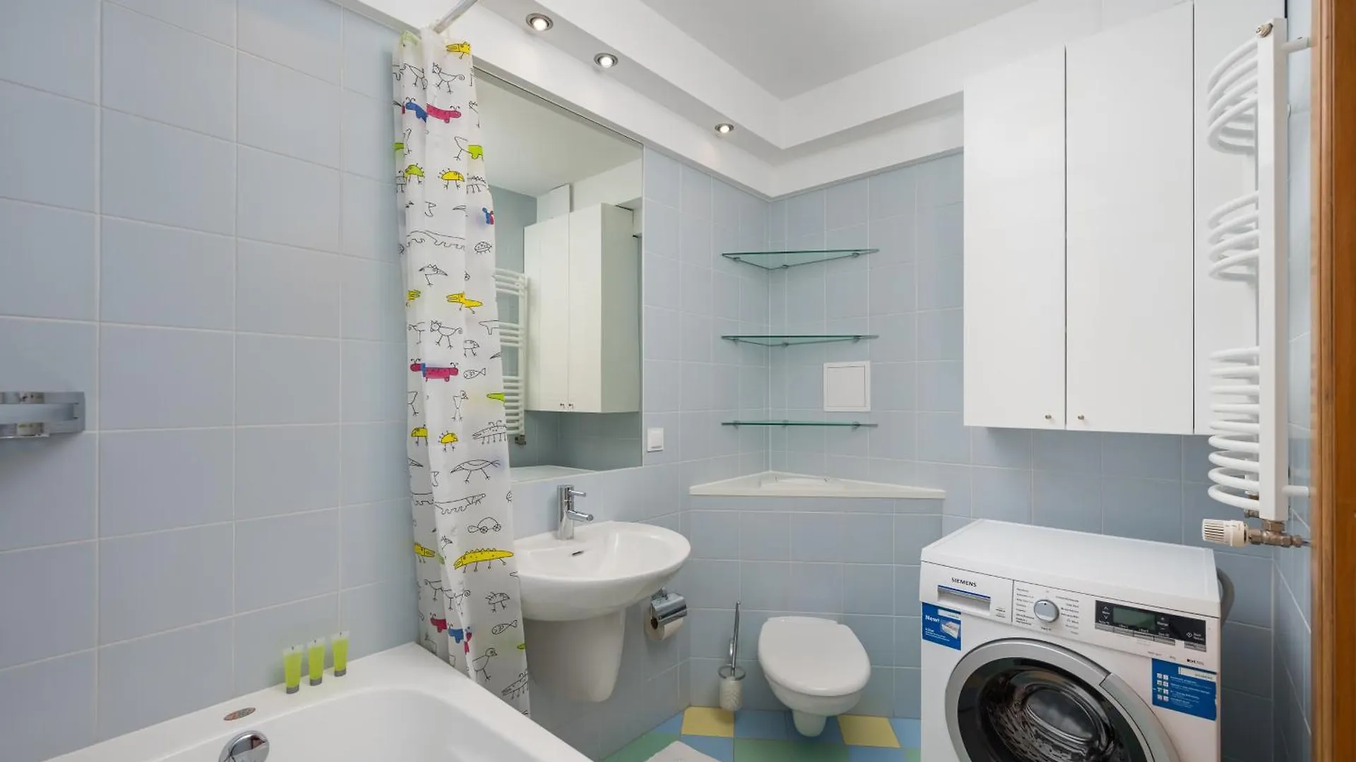 Metro Imielin 2-Bedroom Apartment Warszawa 0*,  Polska