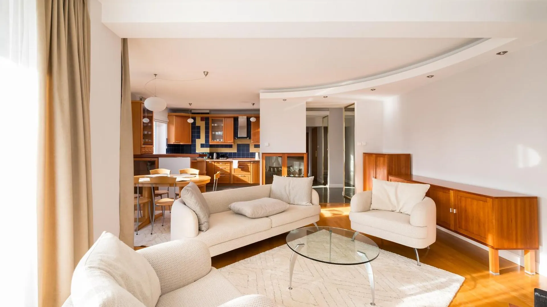 Metro Imielin 2-Bedroom Apartment Warsaw 0*,  Poland